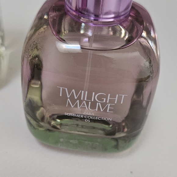 Zara Twilight Mauve Cleanser - Purple and Green